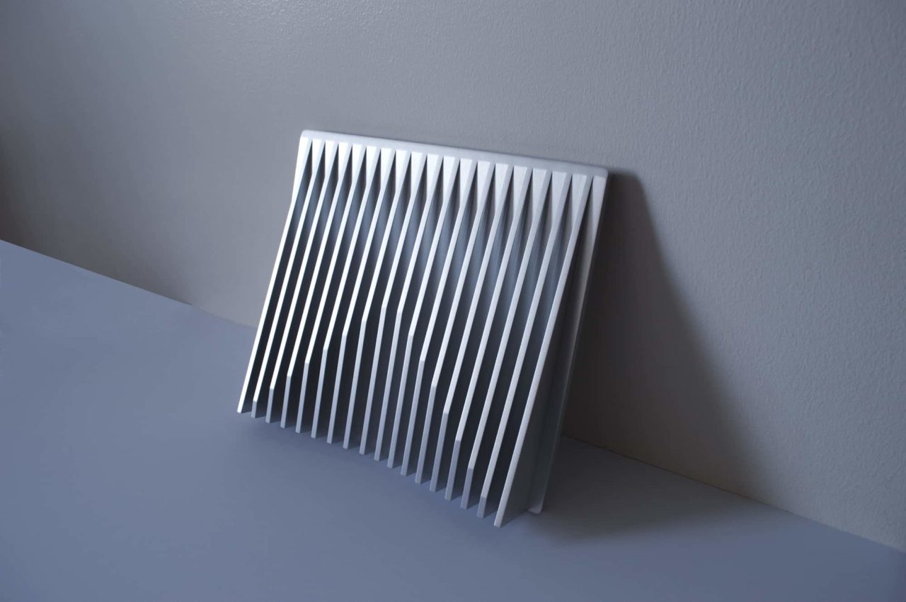Notebook Computer Bracket Metal Paste Type Physical Heat Sink Mini Heat Sink Base Is Convenient for Quick Folding and Stable Support Easy Office Work Easy To Close and Store Inclined Angle Design 